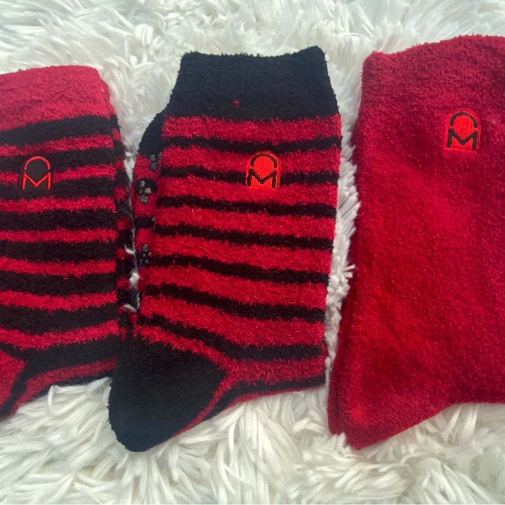 New Women Noble Mount Fuzzy Winter Shocks pack of 6 total pairs